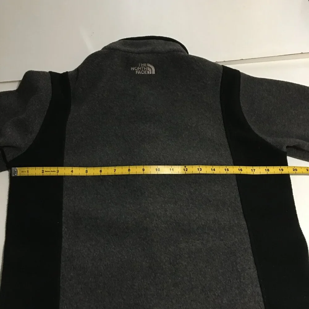 The North Face Boys Large Gray Fleece Jacket Full Zip